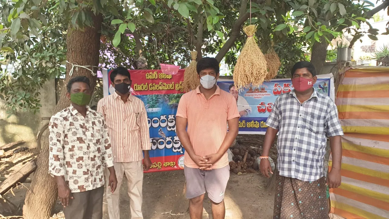 Bird Chalivendram at Valluripalli and Darsiparru on 27-May-2021