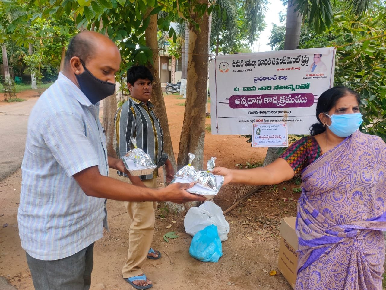 UARDT distributed food packets to 600 Beneficiaries at ESI Hospital, RC Puram, Hyderabad – 02nd June 2021
