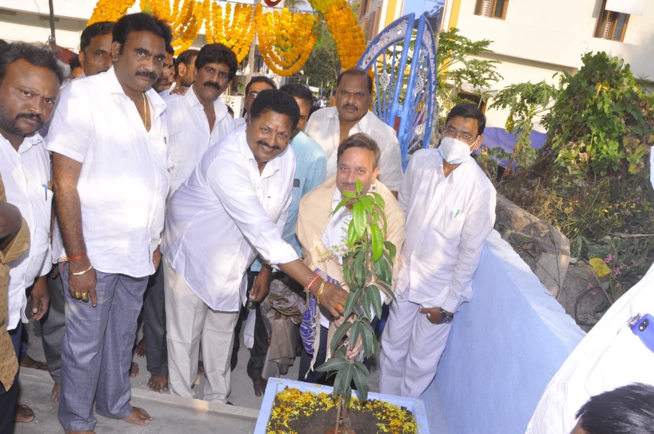 పశ్చిమ గోదావరి జిల్లా, అత్తిలి ఆశ్రమము లో మొక్కలు నాటే కార్యక్రమం |19 మార్చి 2022