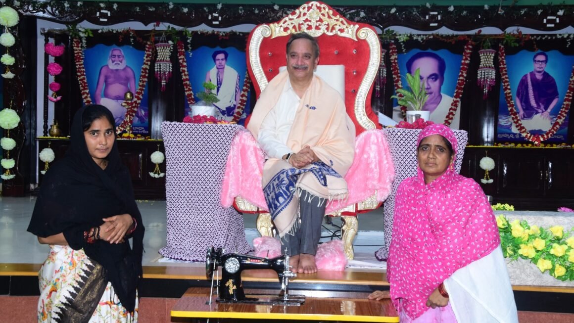 Sewing machine distribution