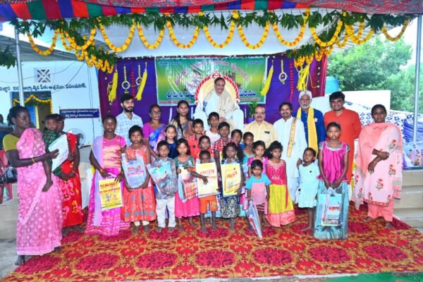Blankets and Sarees donated at Vasanthanagar – Tirupathi 16-Nov-2025