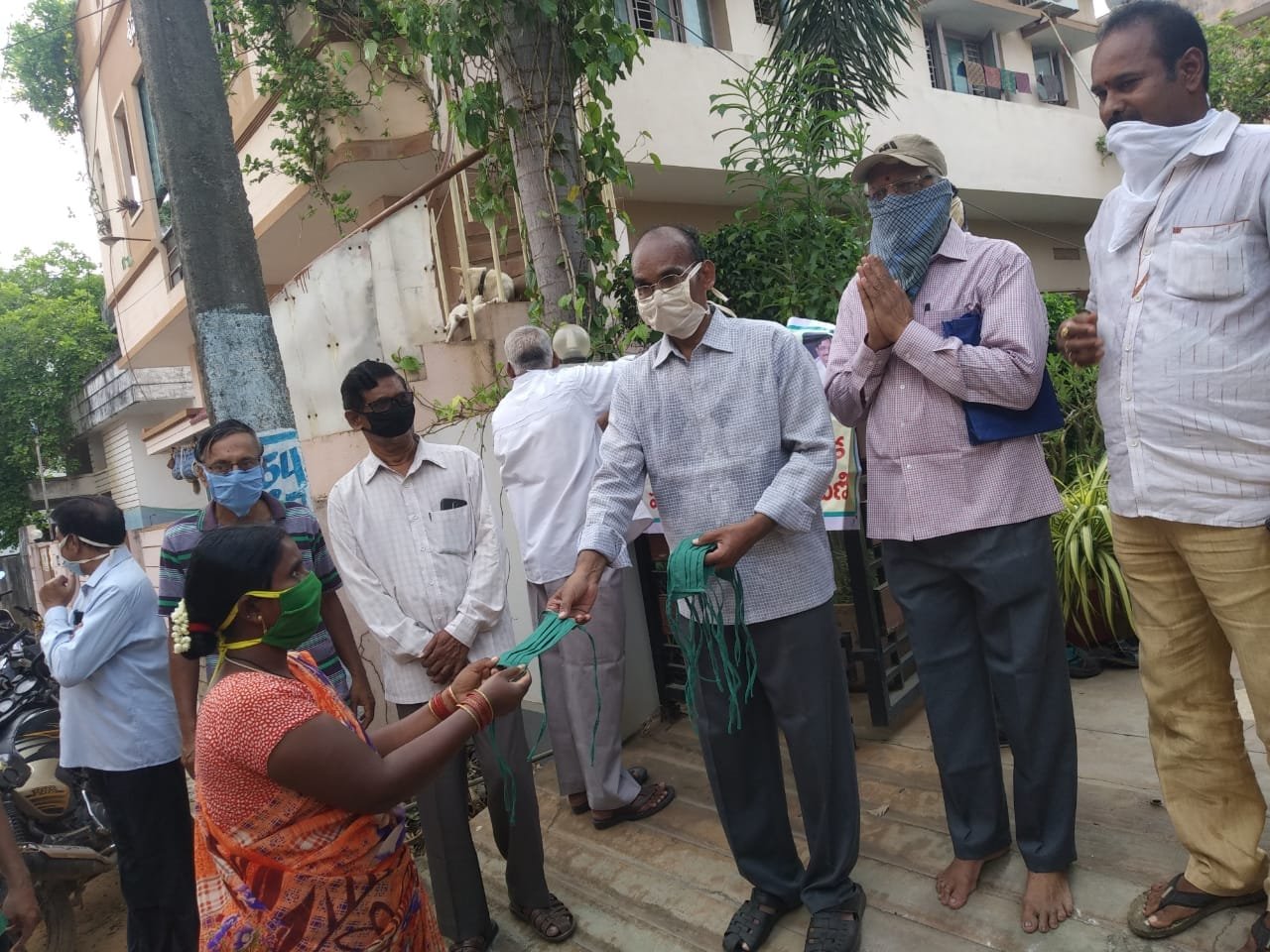 UARDT distributed Free Masks, Vegetables and Coronavirus preventive Homeo medicine at Kakinada on 19-Apr-2020