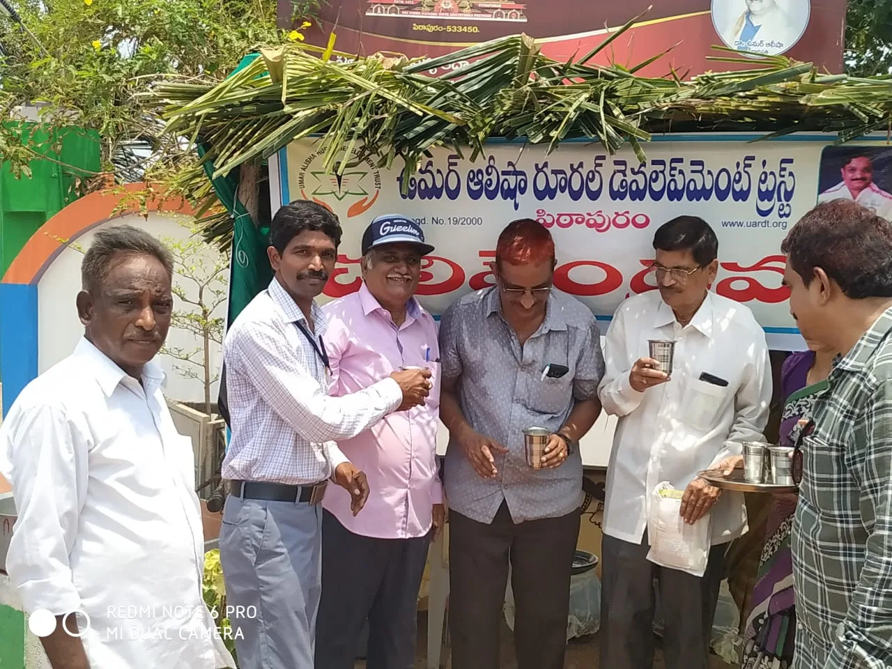 9 మే 2019 న “ఉమర్ అలీషా రూరల్ డెవలప్మెంట్ ట్రస్ట్” వారు విశాఖపట్నం, భీమిలి వద్ద మజ్జిగ మరియు మంచినీళ్ల  చలివేంద్రం ఏర్పాటు చేసినారు.